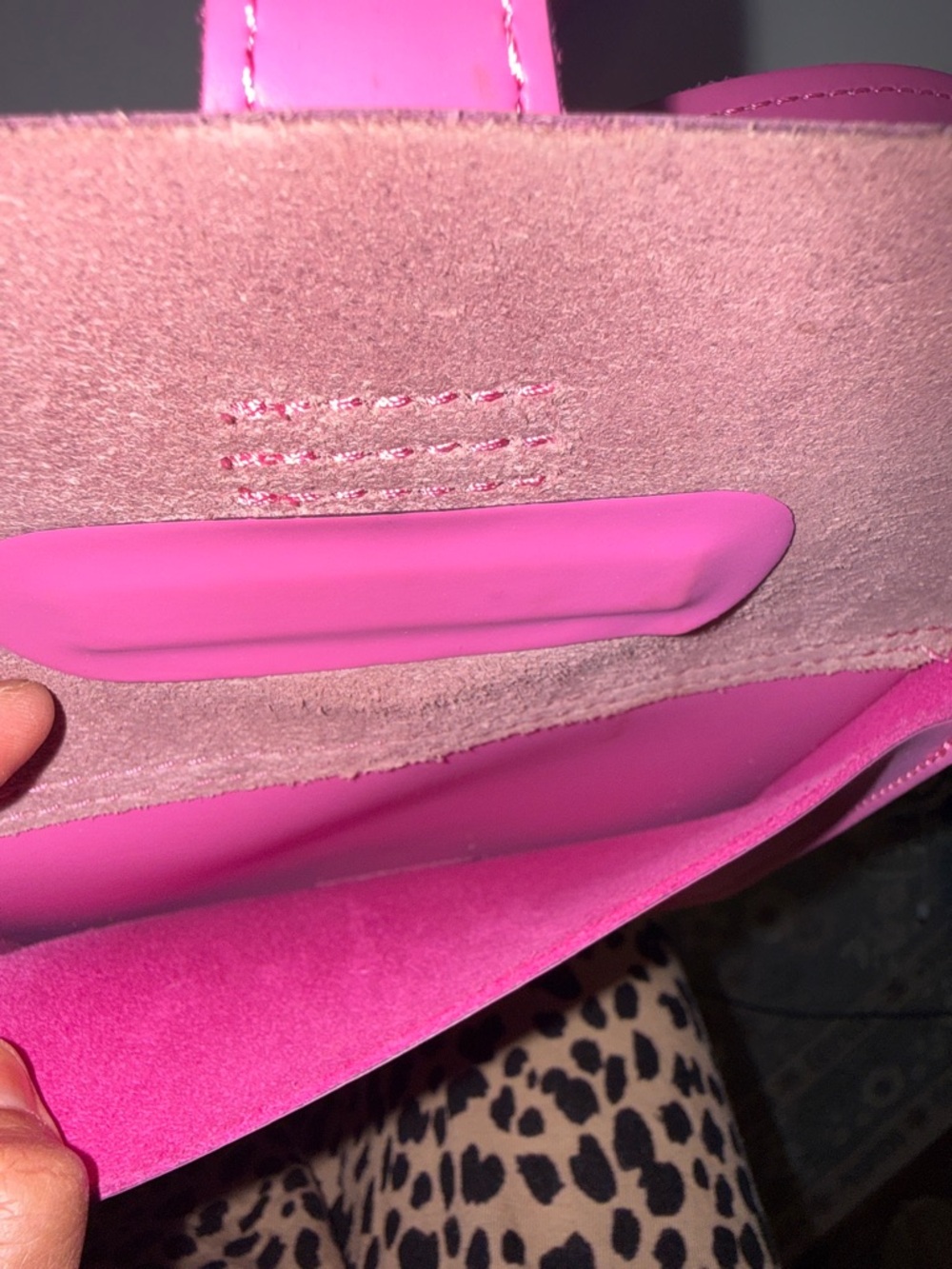 Dr. Martens Hot Pink Heart Backpack - Picture 4 of 4